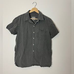 American eagle button up